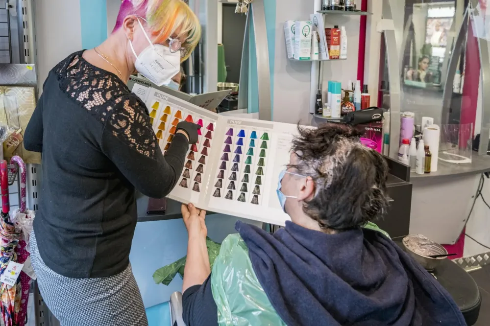 Profitez du savoir-faire indéniable de votre maître artisan coloriste permanentistwebp